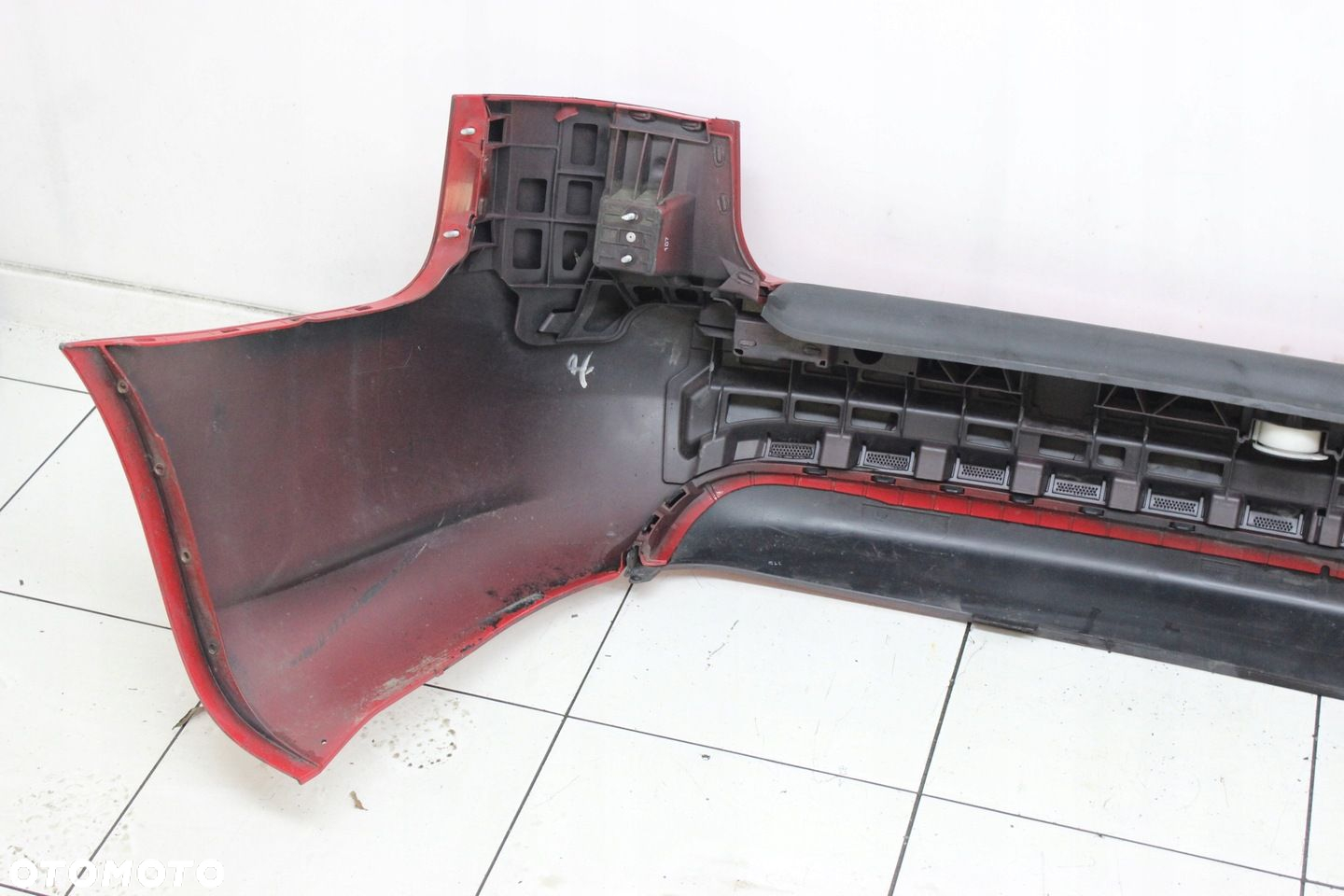 AUDI A4 B7 KOMBI 2004R- S-LINE SLINE ZDERZAK TYŁ TYLNY LY3J - KOD LAKIERU - 9