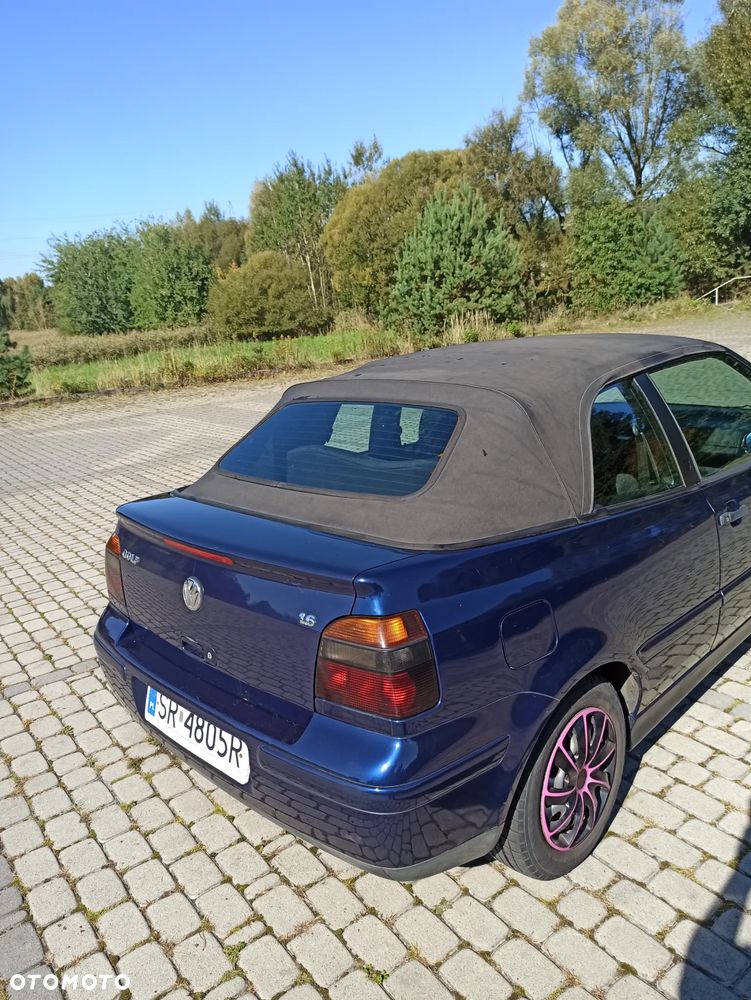 Volkswagen Golf - 11