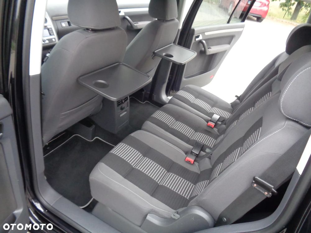 Volkswagen Touran 1.9 TDI DPF United - 10