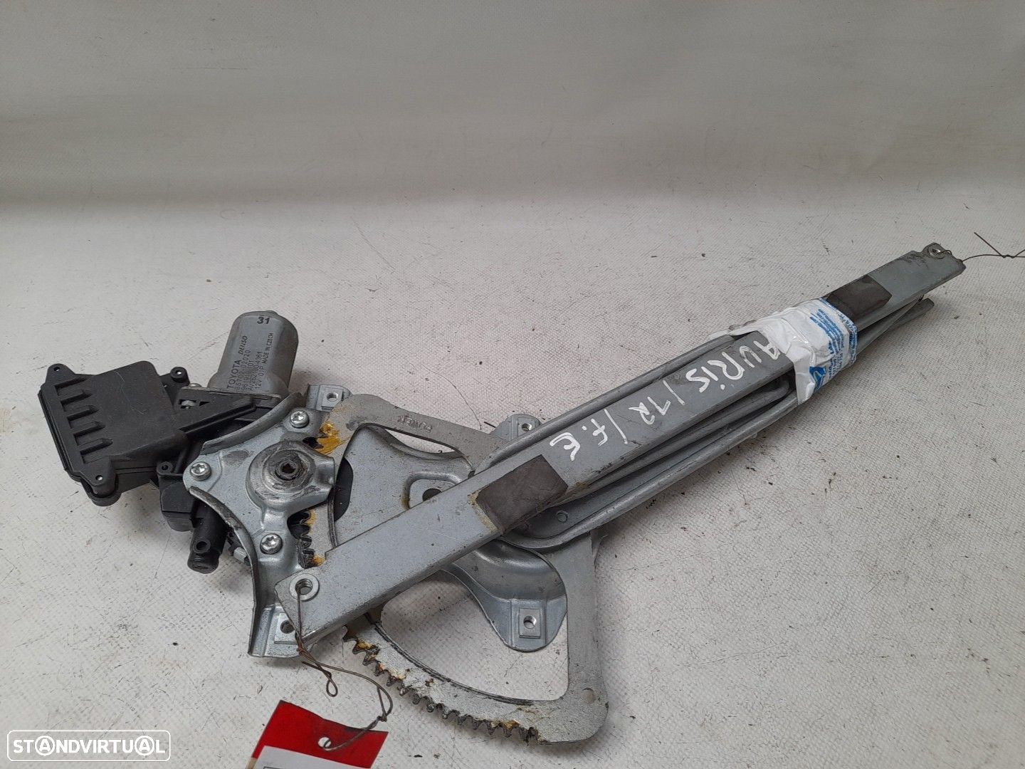 Elevador vidros frente esquerdo TOYOTA Auris Hatchback (_E15_) - 1