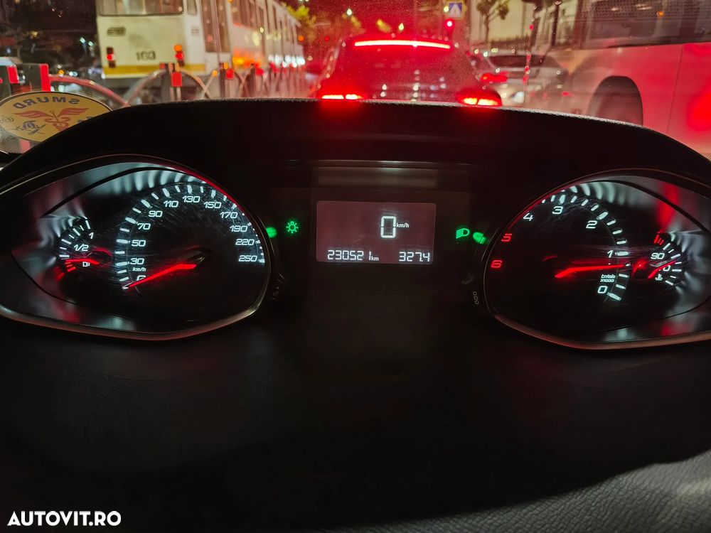 Peugeot 308 SW BlueHDi 100 Stop & Start Access - 6