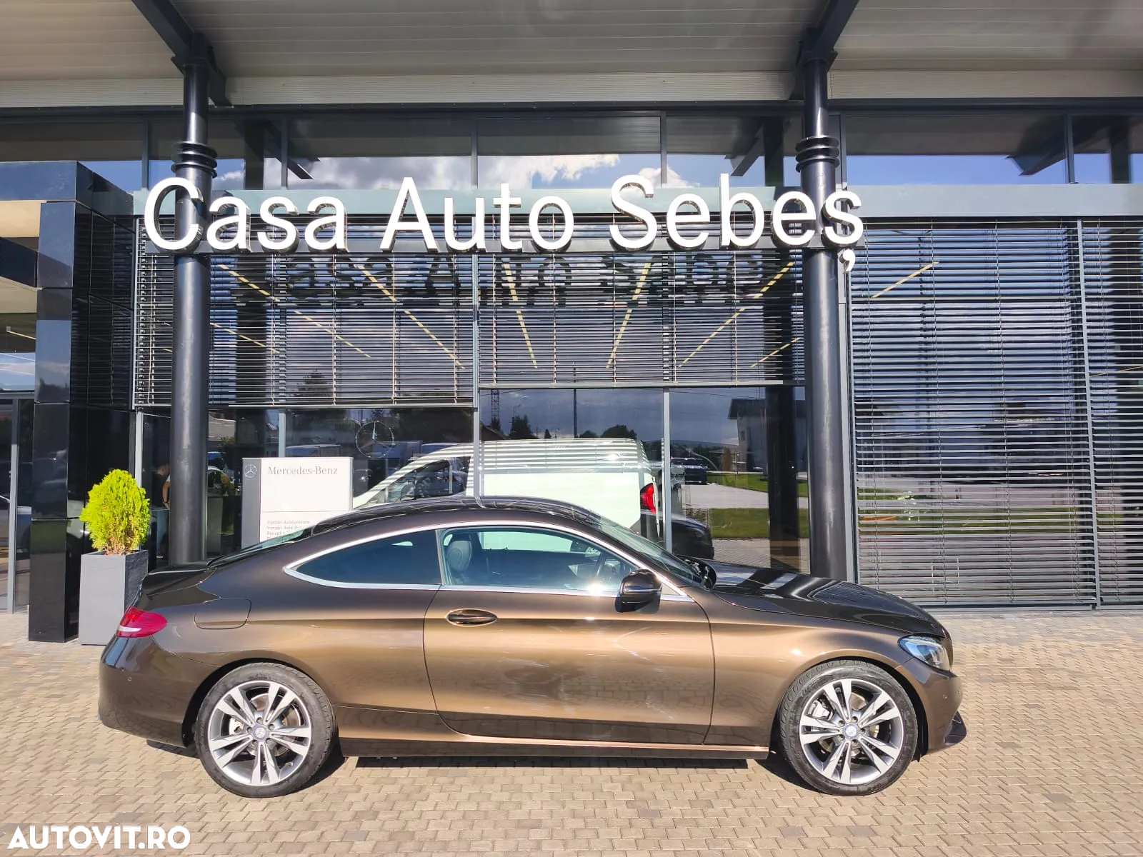 Mercedes-Benz C 220 d Coupe 4MATIC Aut. - 6