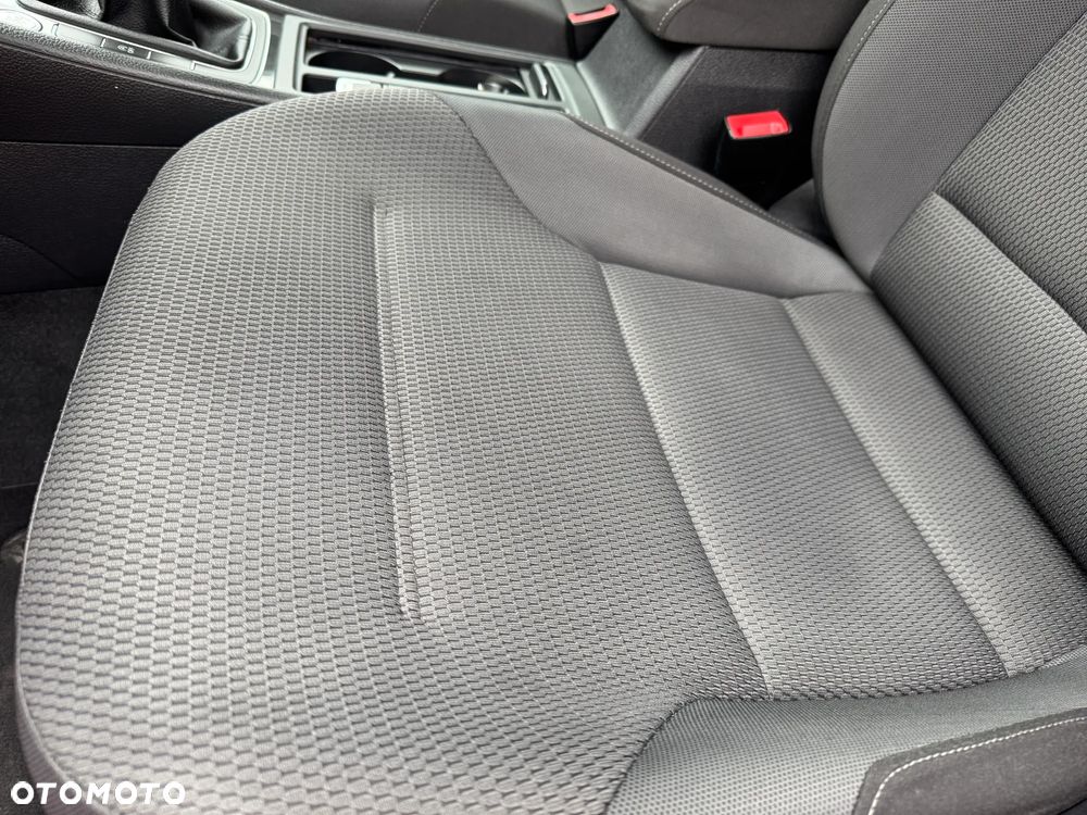 Volkswagen Golf 1.4 TSI (BlueMotion Technology) Comfortline - 31