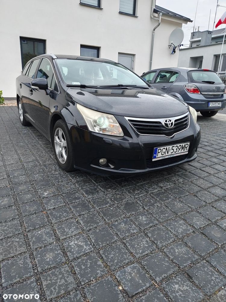 Toyota Avensis 2.0 D-4D 2010 - 2