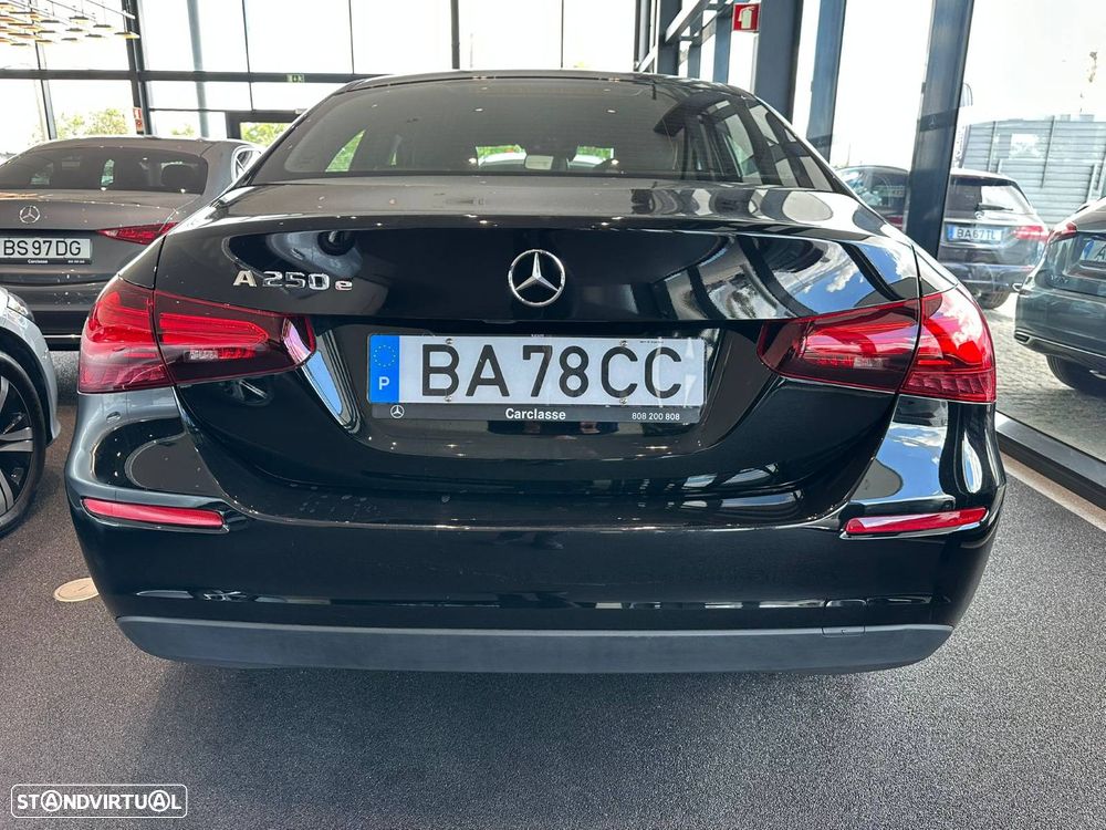 Mercedes-Benz A 250 Limousine e - 9
