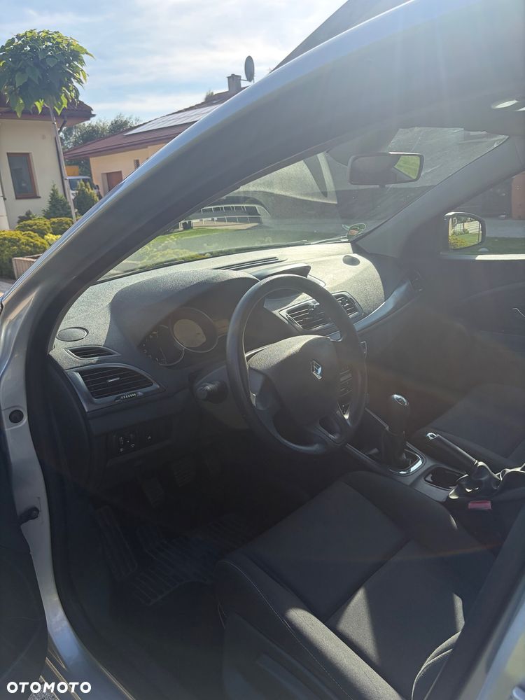 Renault Megane 1.6 16V Expression Euro5 - 6