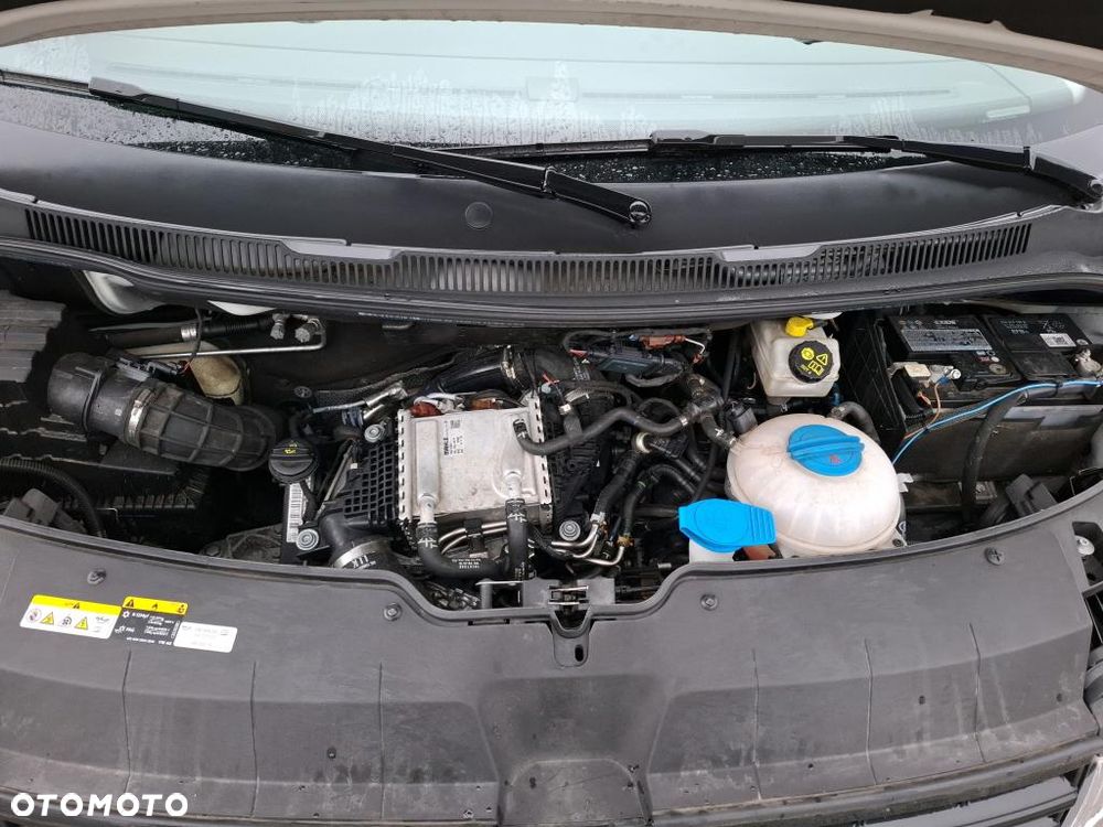 Volkswagen Transporter - 17