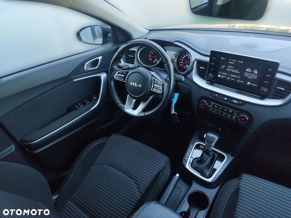 Kia XCeed 1.5 T-GDI M DCT - 14