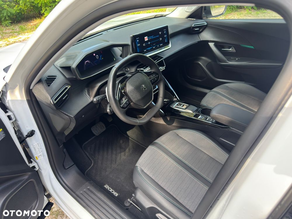 Peugeot 2008 PureTech 130 EAT8 Allure Pack - 7