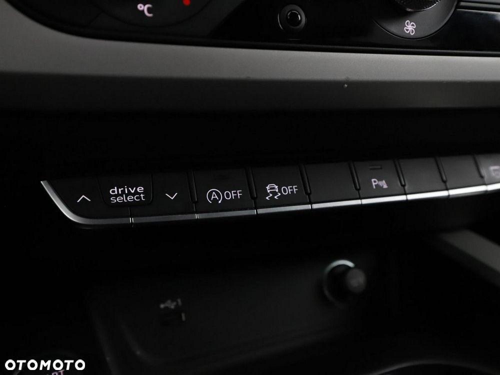 Audi A4 Avant 35 TDI mHEV Advanced S tronic - 30