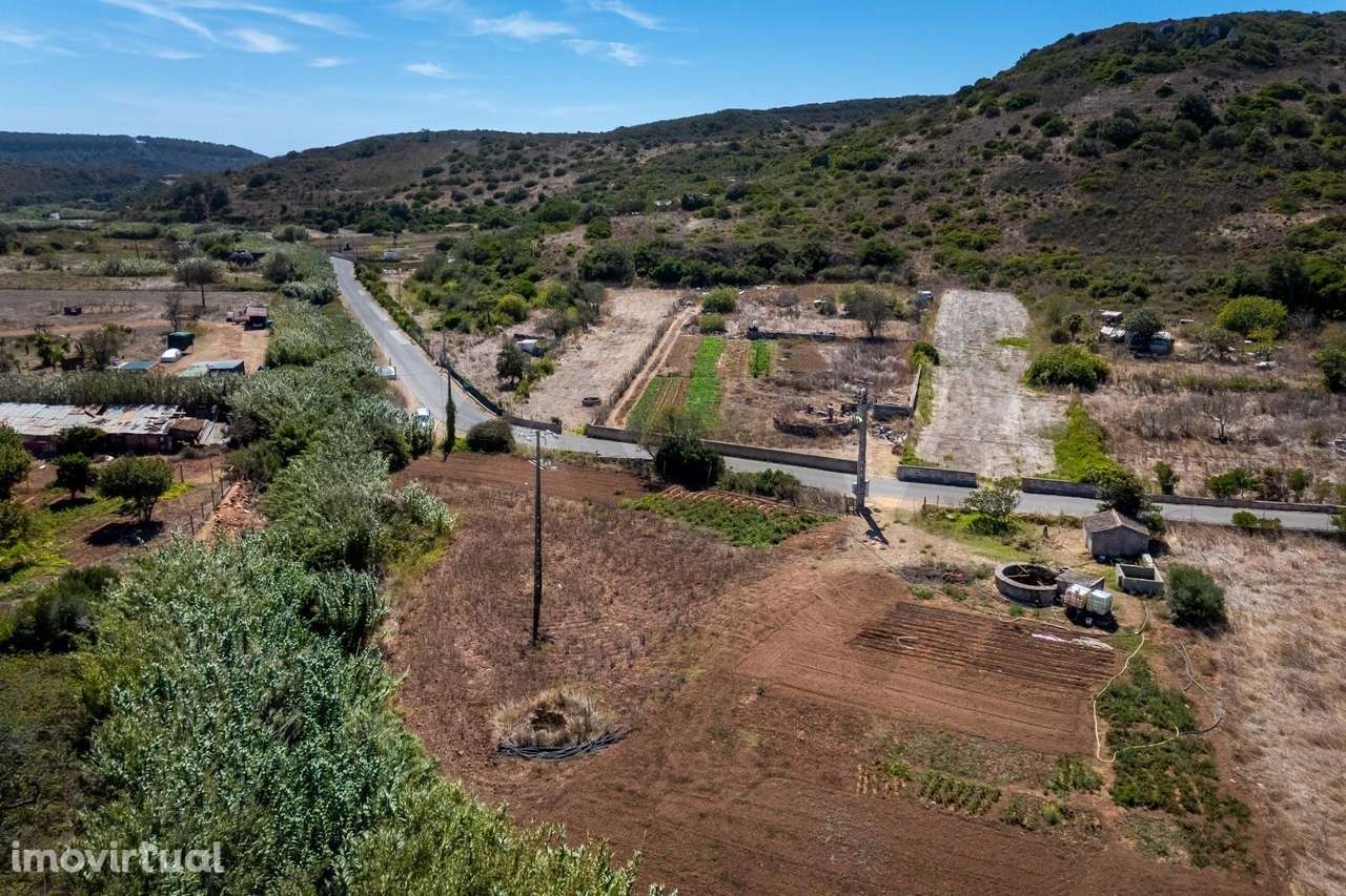 Conjunto de dois terrenos em Budens - Grande imagem: 4/10