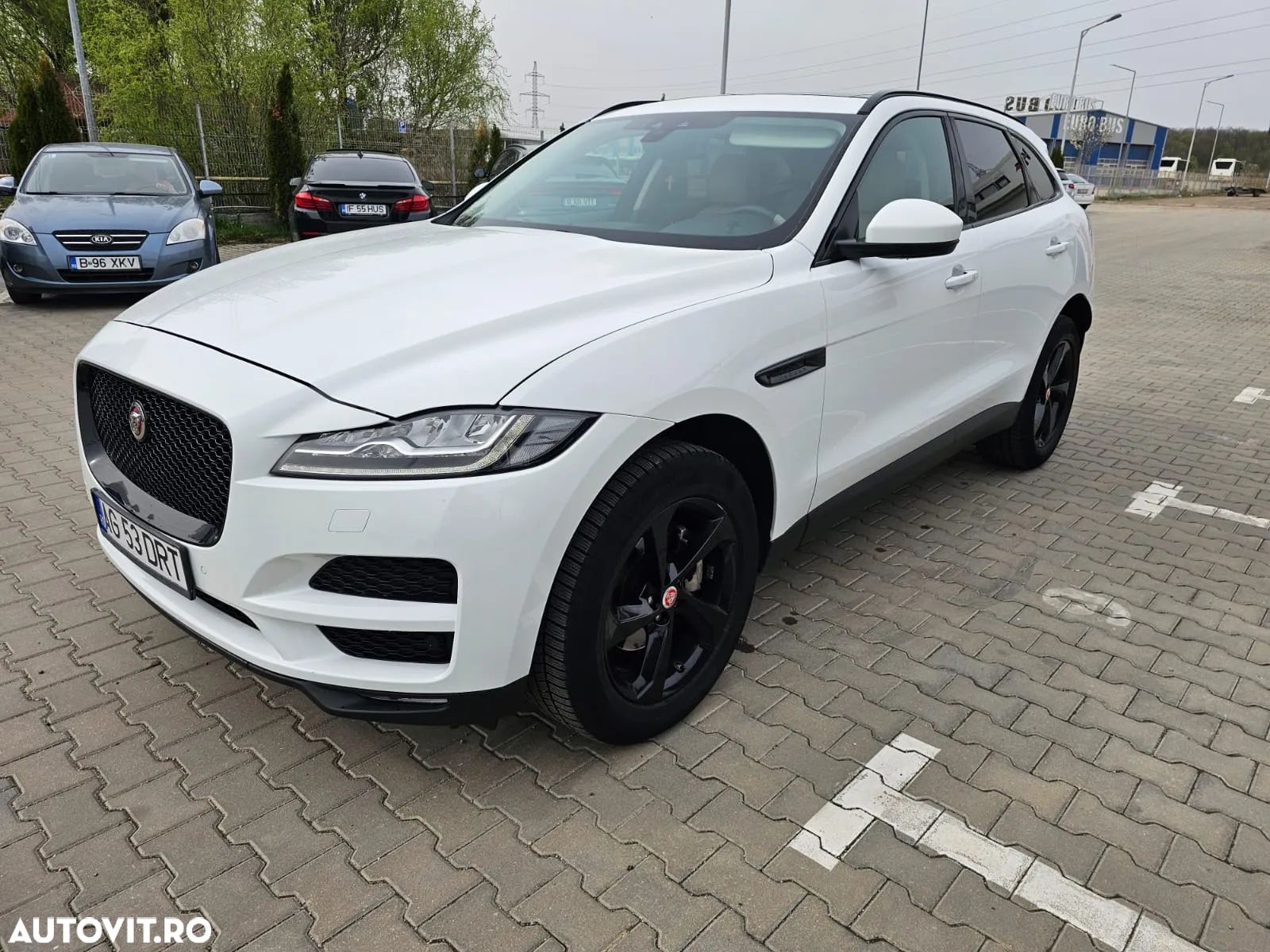 Jaguar F-Pace 20d AWD Prestige - 1