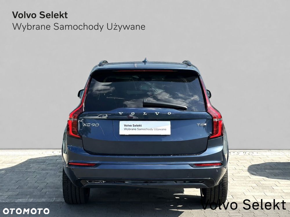 Volvo XC 90 - 9