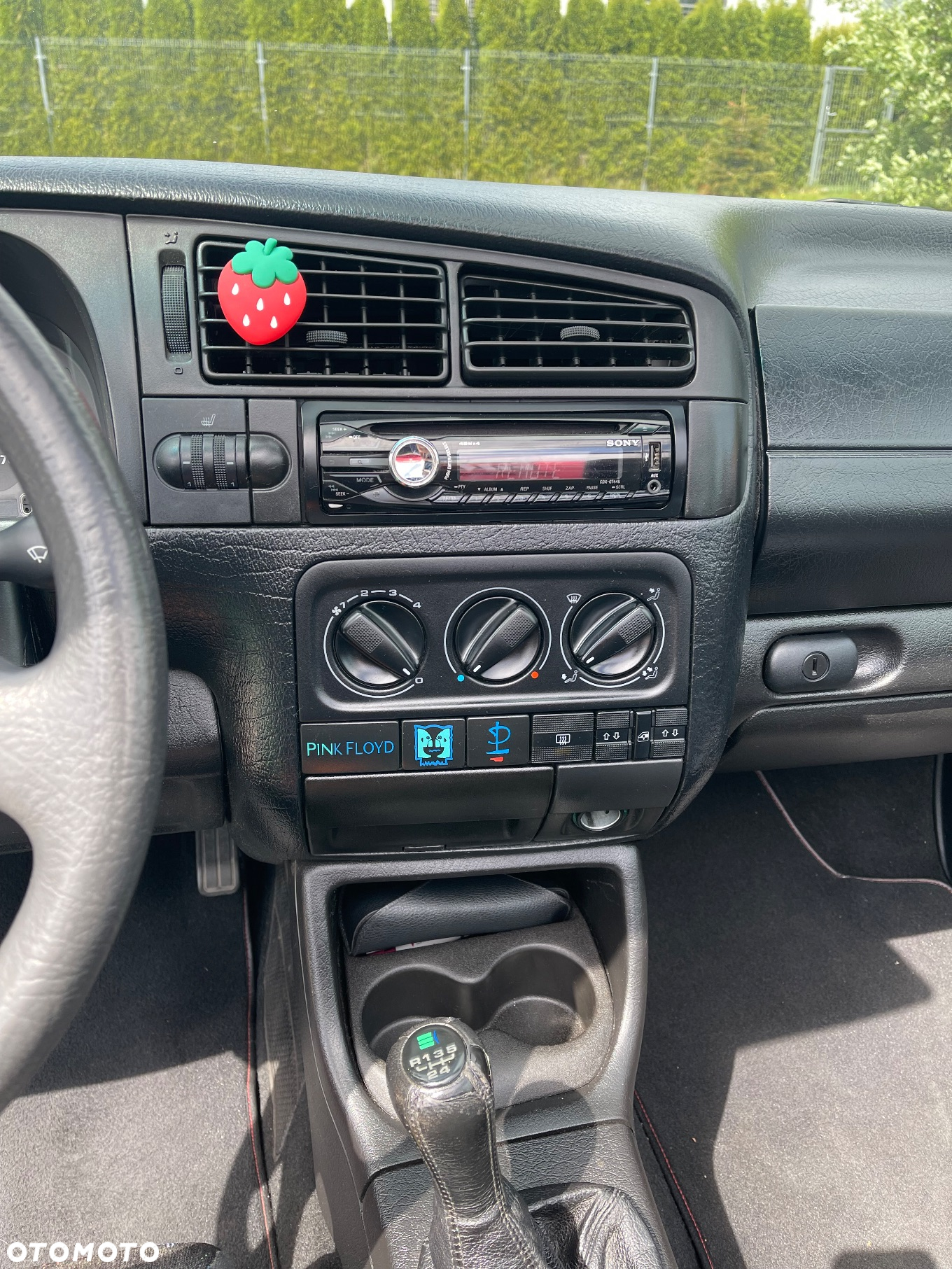 Volkswagen Golf Cabriolet 1.8 - 27