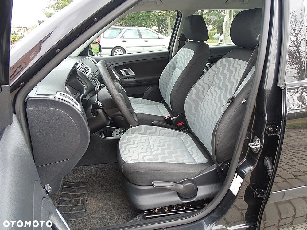 Skoda Fabia 1.4 16V Style - 28