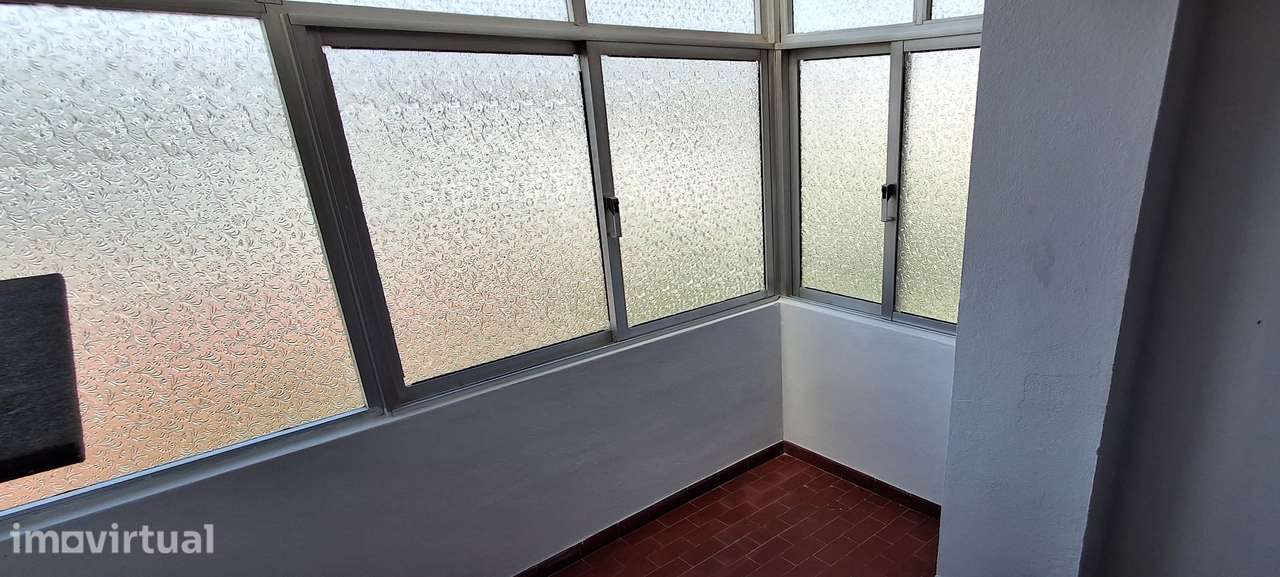 Arrendamento T2 em Rio Tinto- Perto do Metro - Grande imagem: 4/13