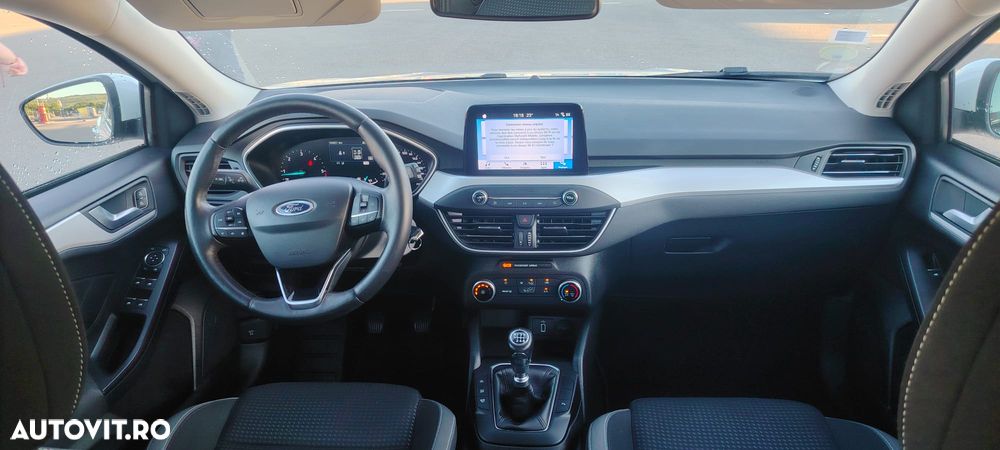 Ford Focus 1.5 EcoBlue Start-Stopp-System COOL&CONNECT - 8