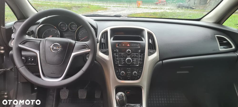 Opel Astra - 8