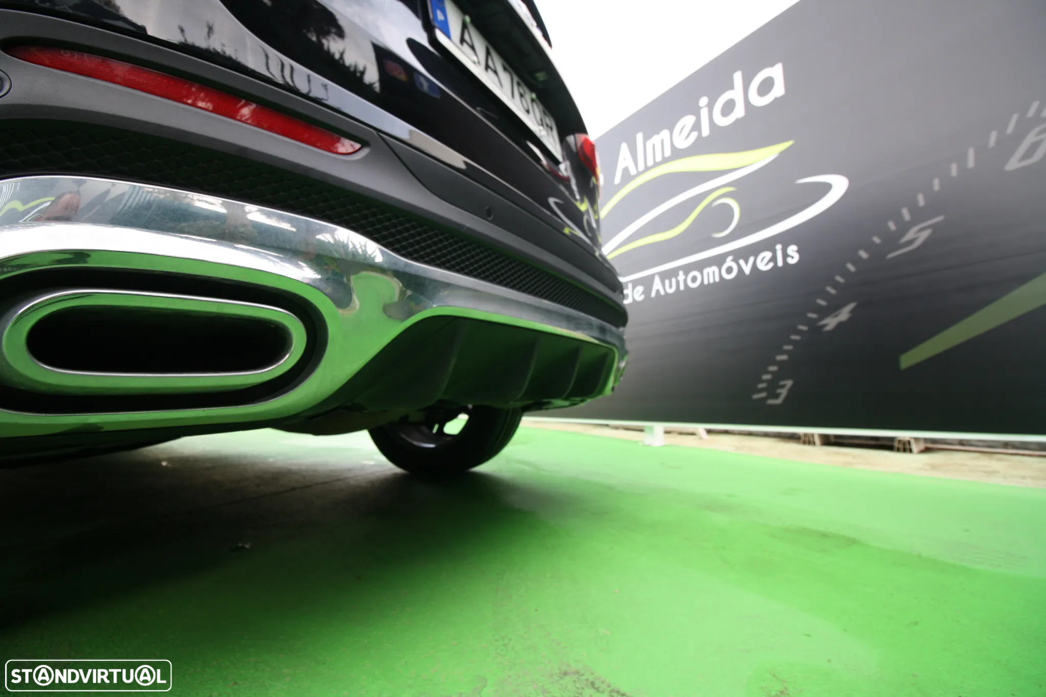 Mercedes-Benz GLB 180 d AMG Line - 18