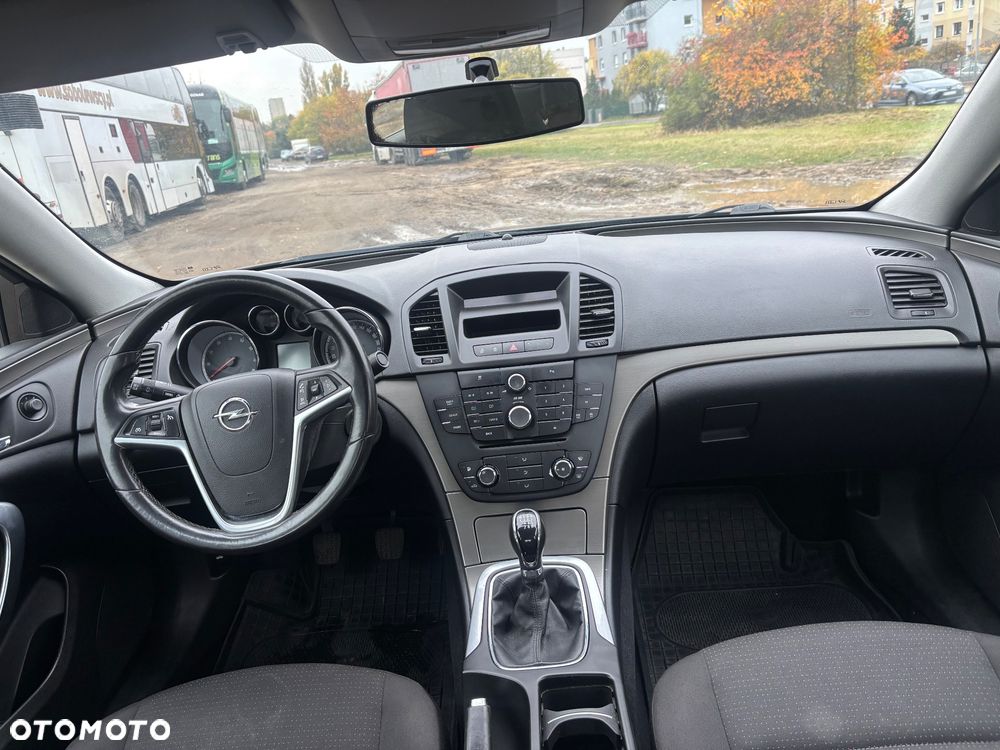 Opel Insignia 1.6 - 19