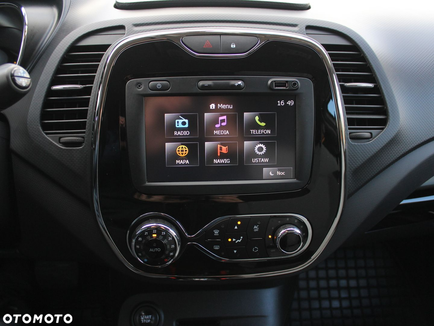 Renault Captur - 12