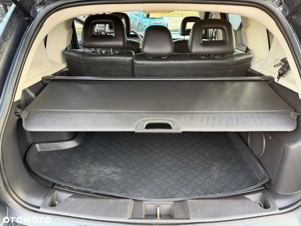 Jeep Compass - 25