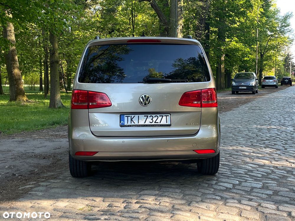 Volkswagen Touran 2.0 TDI DPF DSG MATCH - 5