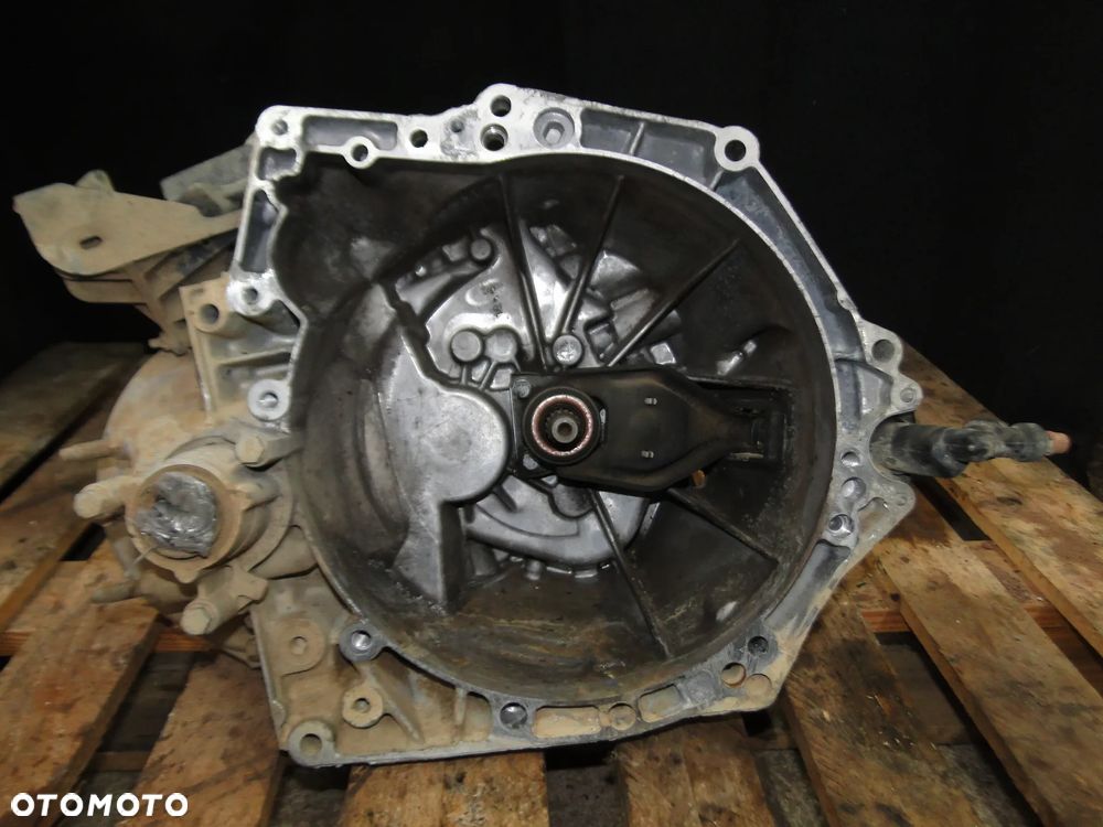 PARTNER BERLINGO III 3 SKRZYNINA BIEGÓW 20ET23 1.6 HDI 08-18r EUROPA - 2