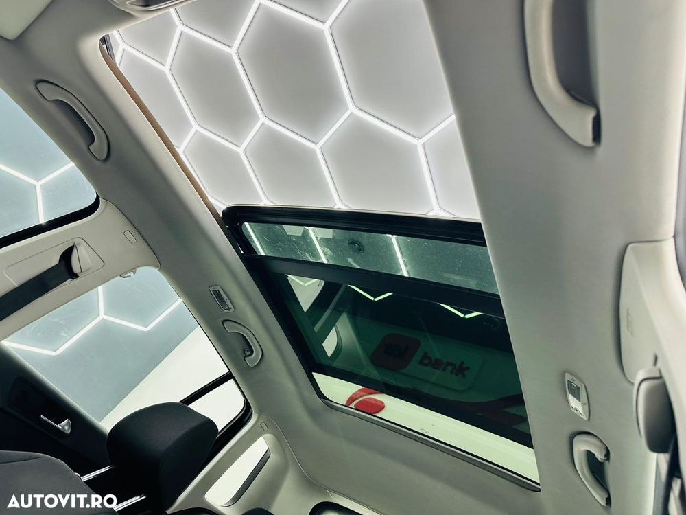 Volkswagen Tiguan 2.0 TDI SCR BlueMotion Technology Trend & Fun - 19