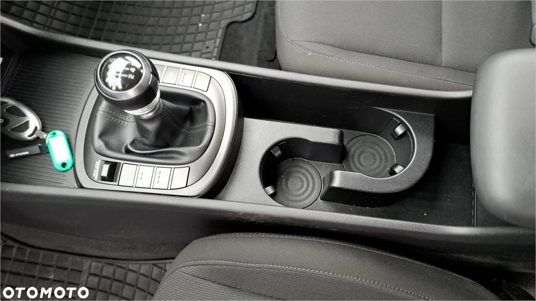 Hyundai Kona - 15