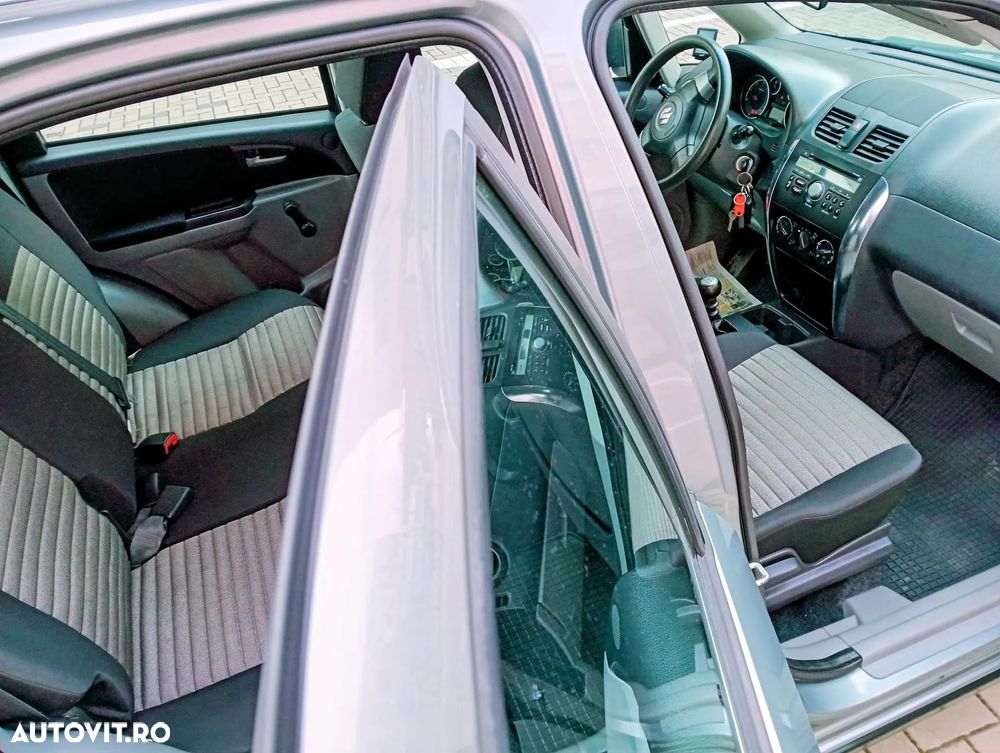 Suzuki SX4 2.0 DDIS 4x4 Style - 7