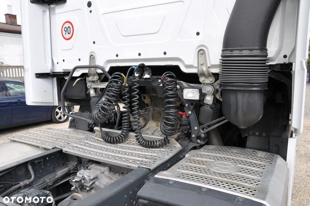Mercedes-Benz Actros bez retardera - 6