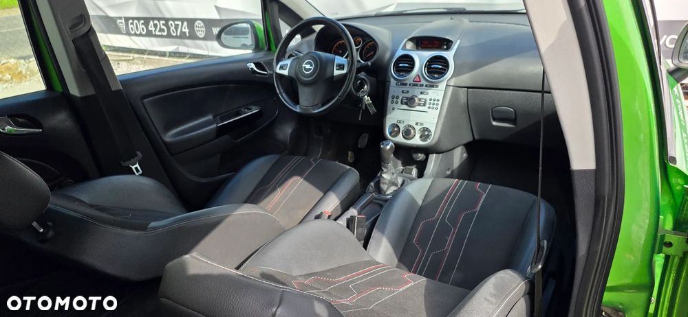 Opel Corsa 1.4 16V 150 Jahre - 19