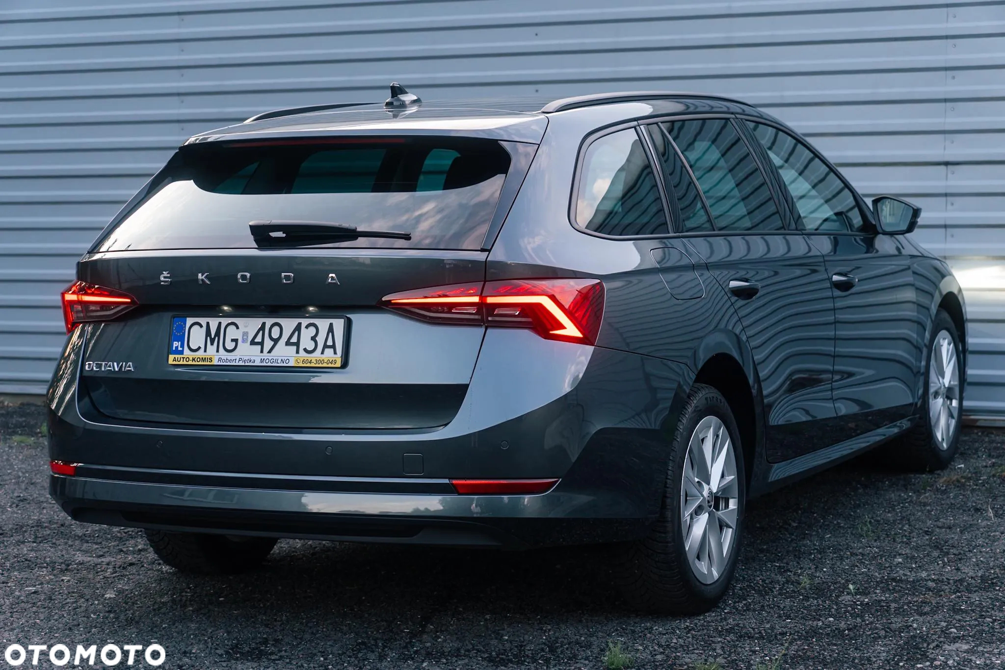 Skoda Octavia 2.0 TDI Ambition DSG - 6