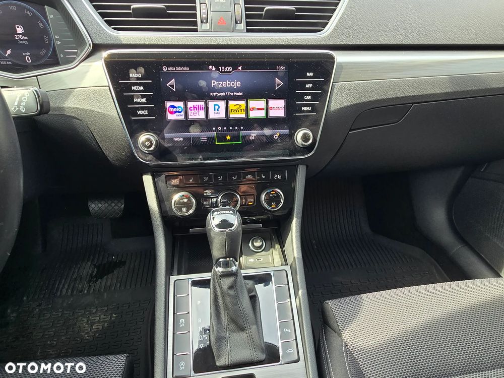 Skoda Superb 2.0 TDI SCR Style DSG - 19