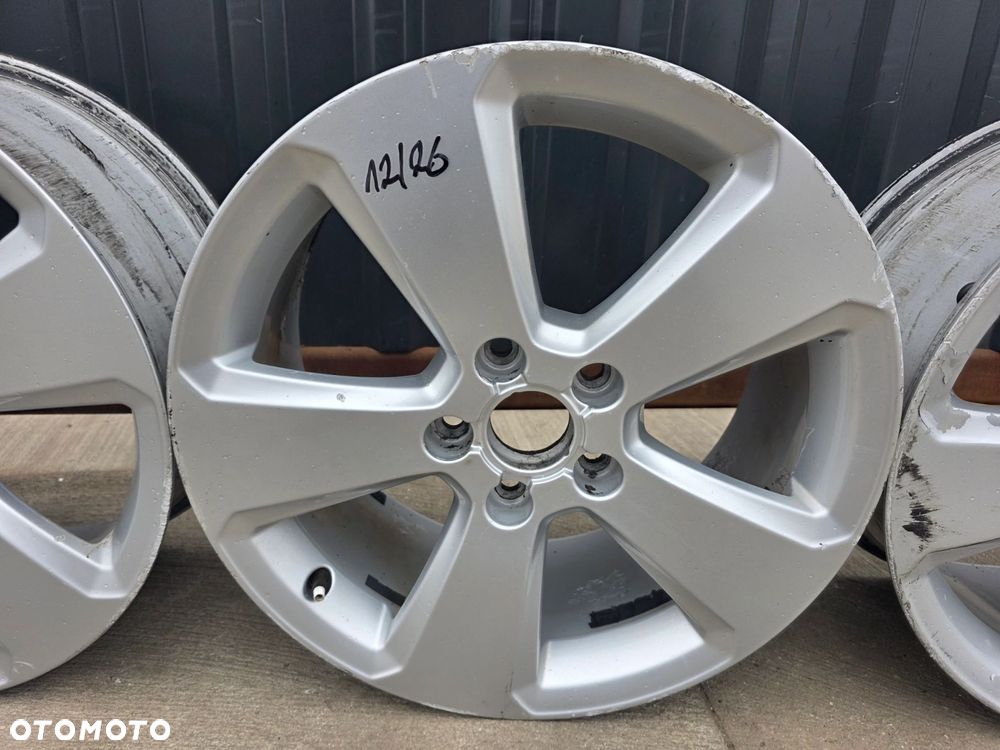 FELGA FELGI VW AUDI A3 A4 A6 ITP 7.5J R17 ET51 8V0601025BK 12/26 KOMPLET - 5