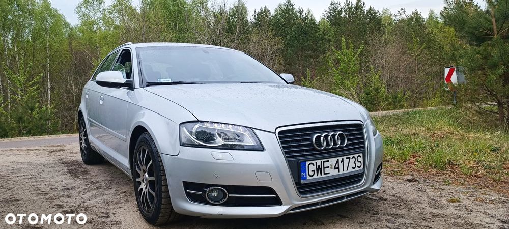 Audi A3 Sportback 2.0 TDI Ambiente - 2