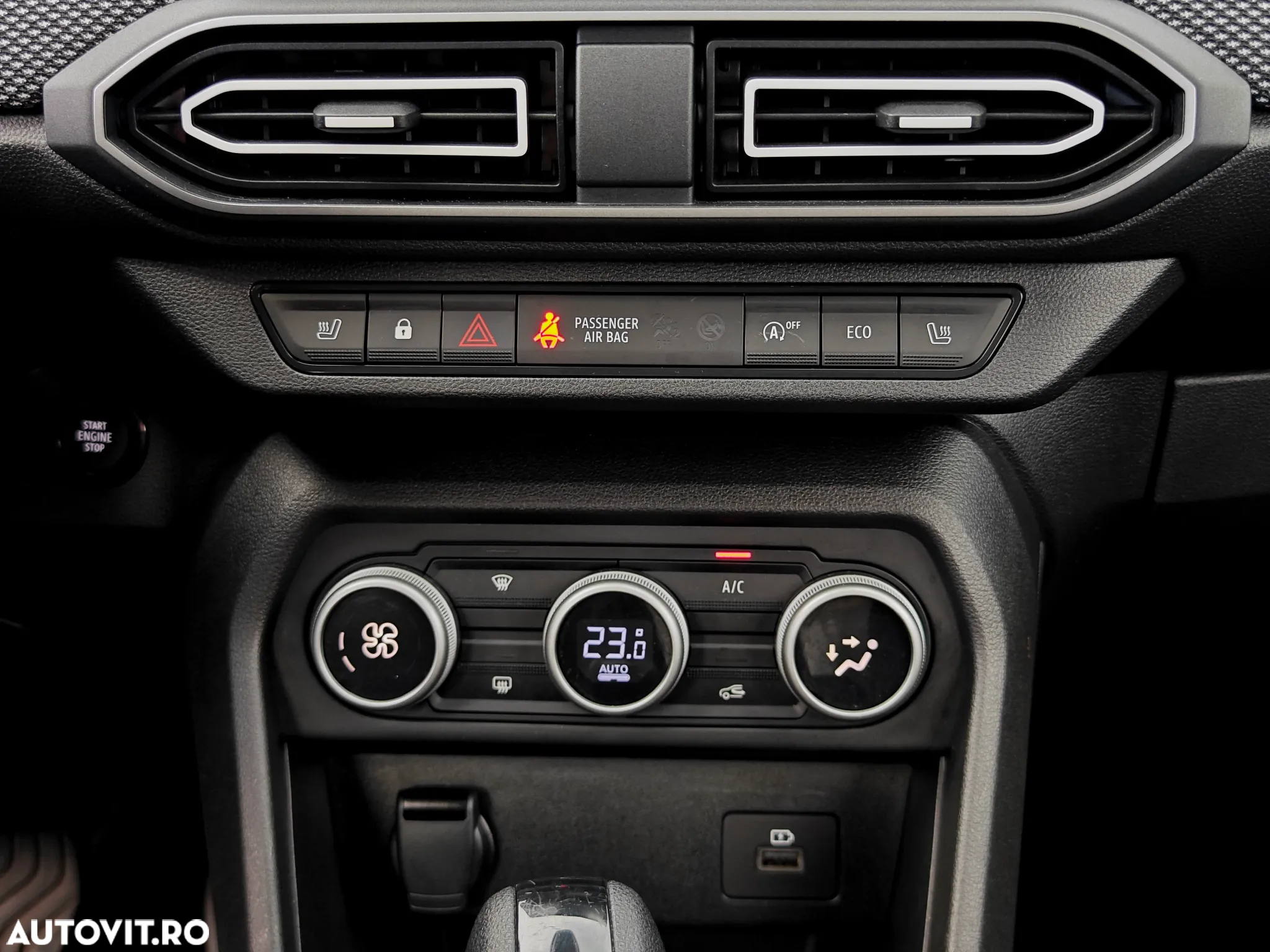 Dacia Logan TCe 90 CVT Prestige - 15