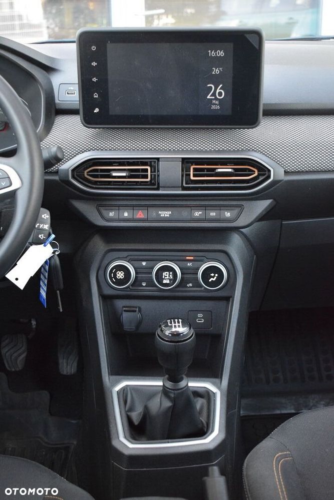 Dacia Sandero - 10