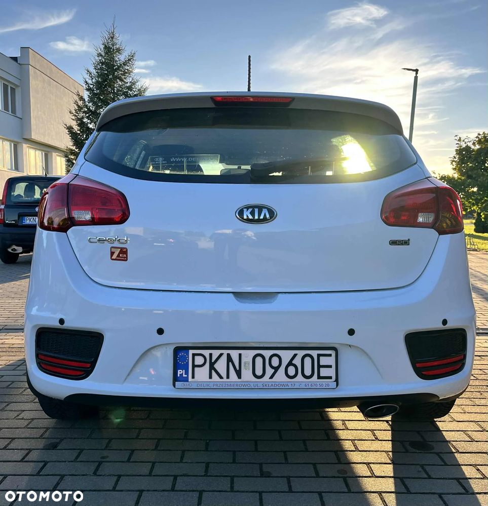 Kia Ceed - 14