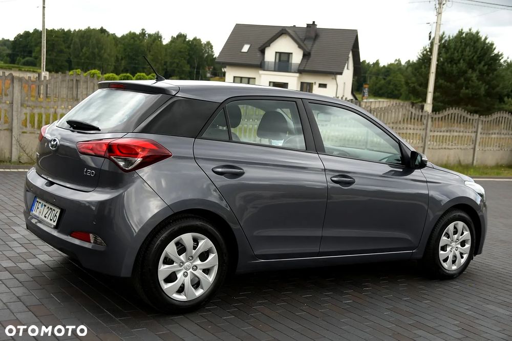 Hyundai i20 1.2 YES Gold - 8