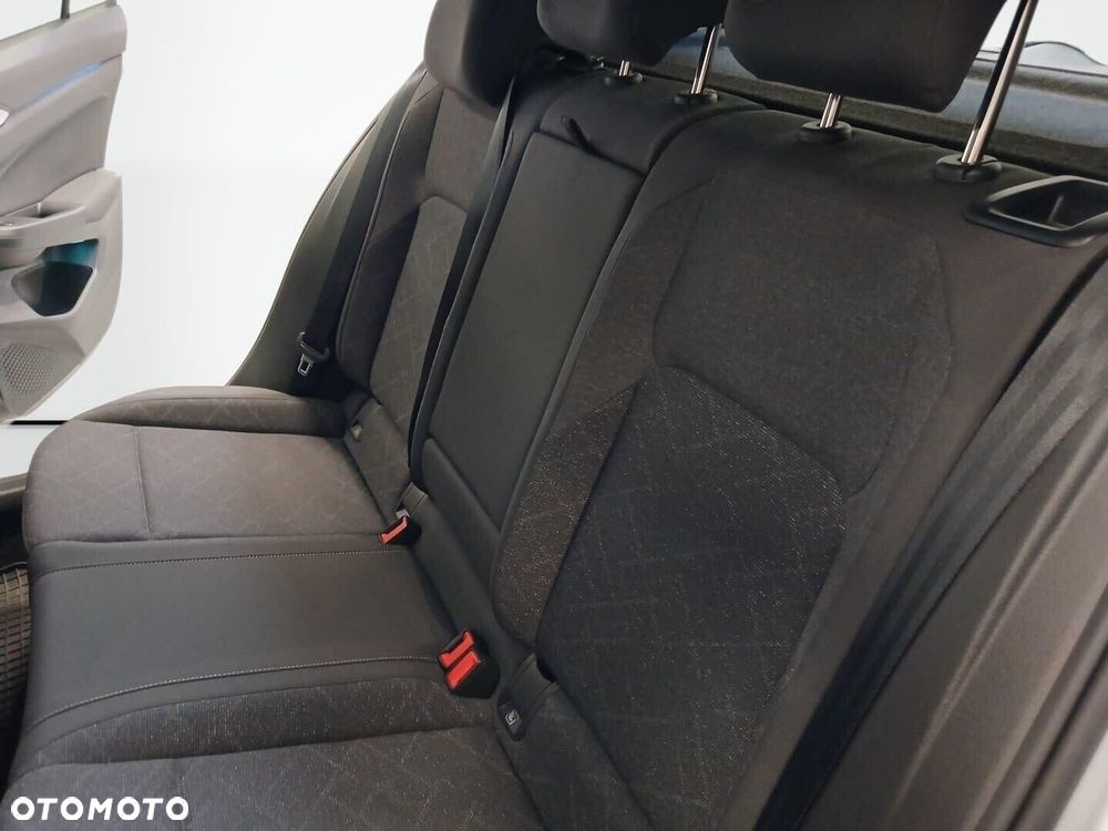 Volkswagen Golf 2.0 TDI Life - 34