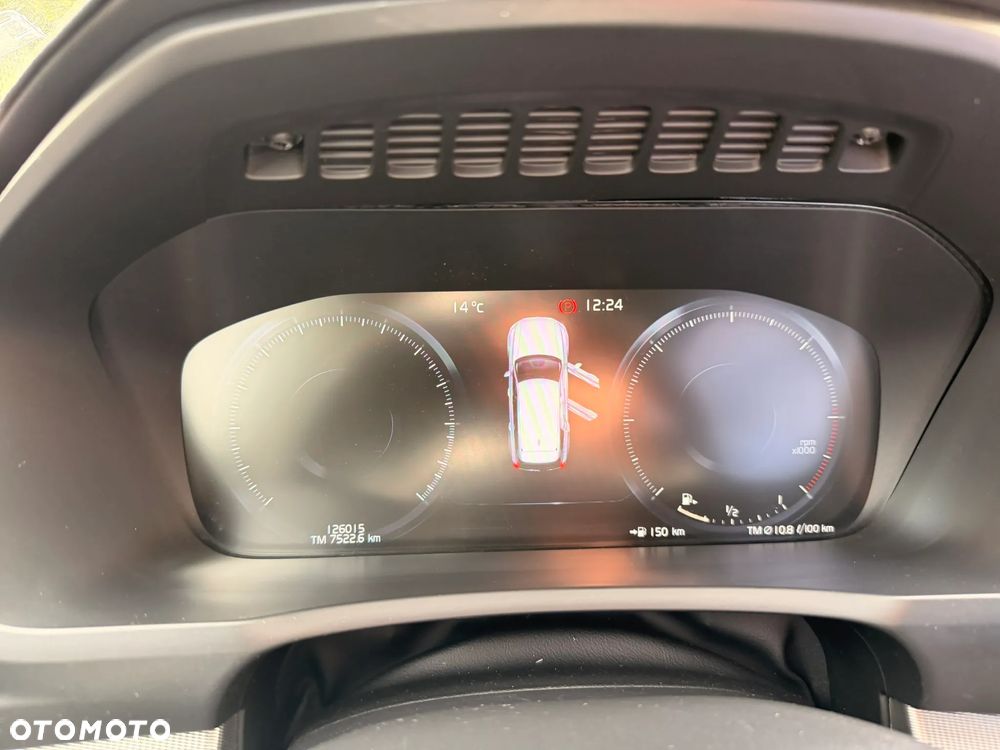 Volvo XC 90 D5 SCR AWD Inscription 7os - 14