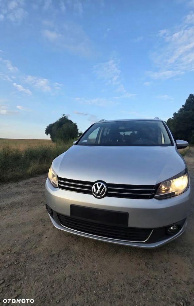 Volkswagen Touran 1.6 TDI DPF DSG Comfortline - 4