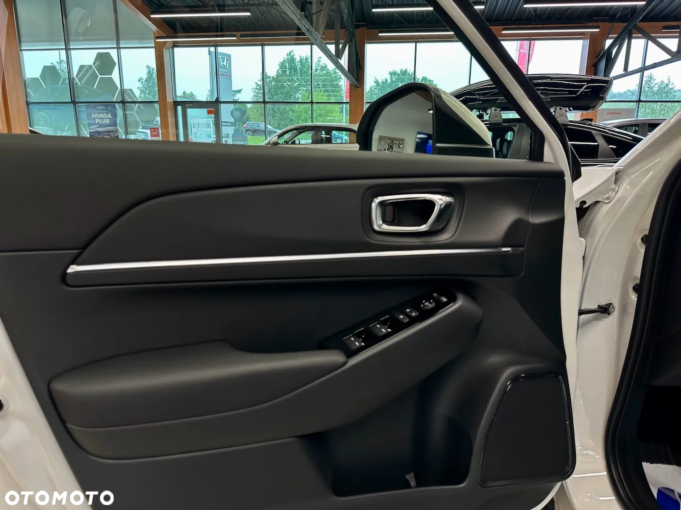 Honda HR-V 1.5 i-MMD Advance CVT - 6