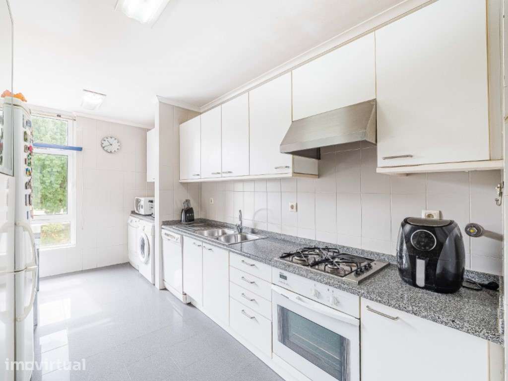Apartamento T3 Jardins da Parede Cascais Com vista Mar - Grande imagem: 2/53