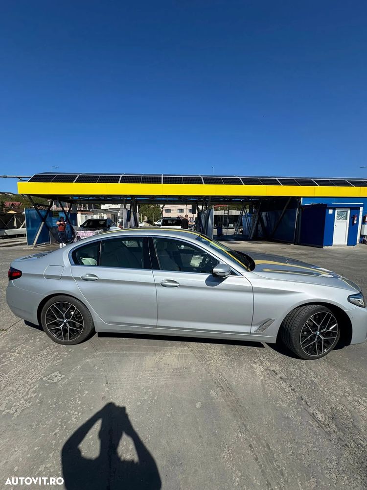 BMW Seria 5 540d xDrive AT MHEV - 8