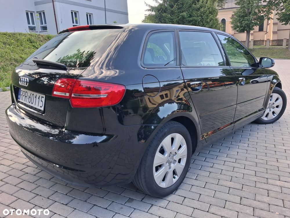Audi A3 Sportback - 5