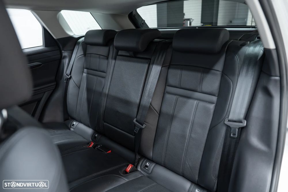 Land Rover Range Rover Evoque P300e S - 56