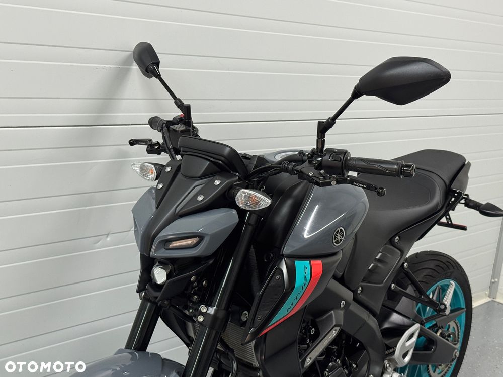 Yamaha MT - 27